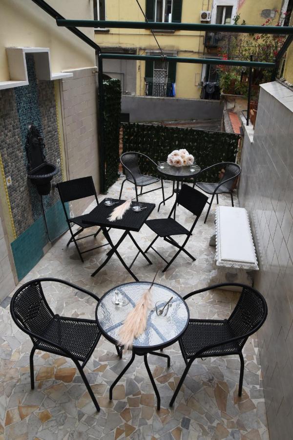 Bed and Breakfast Napul'E Napoli Esterno foto